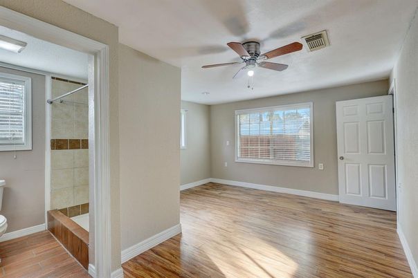 Bathroom, Empty room, Interior, Wood Texture Flooring