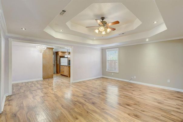 Empty room, Interior, Recessed Lighting, Wood Texture Flooring