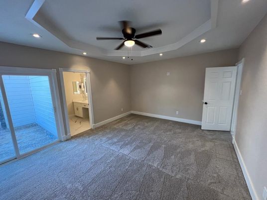 Bathroom, Empty room, Interior, Recessed Lighting