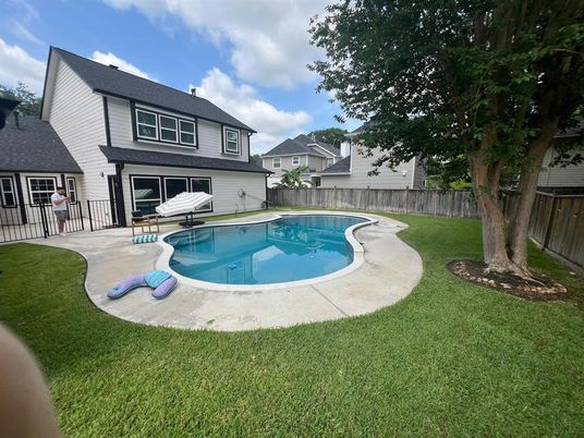 Backyard, Exterior, Pool