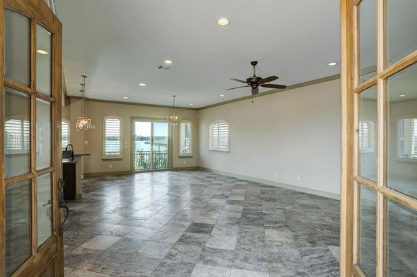 Chandelier, Empty room, Interior, Pendant Lights, Recessed Lighting