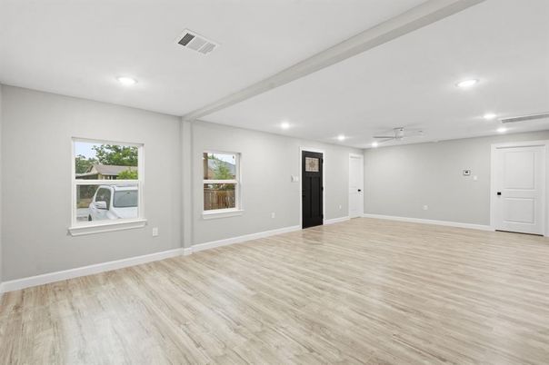 Empty room, Interior, Recessed Lighting, Wood Texture Flooring