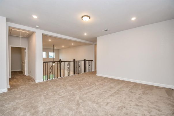 Empty room, Interior, Recessed Lighting