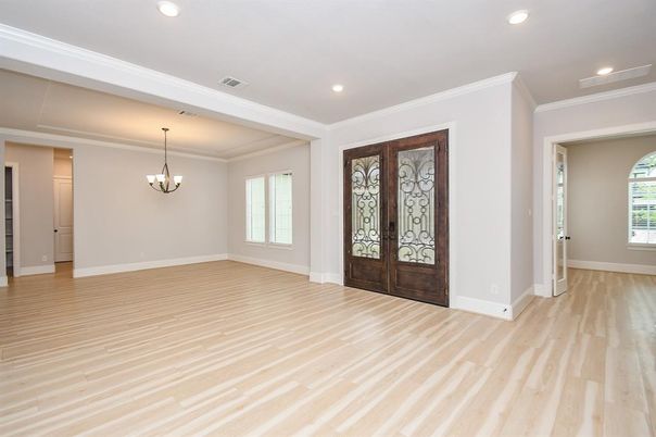 Chandelier, Empty room, Interior, Recessed Lighting, Wood Texture Flooring