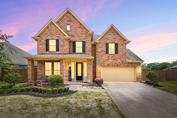 Attached, Exterior, Facade, Brick Facade, Brick Traditional