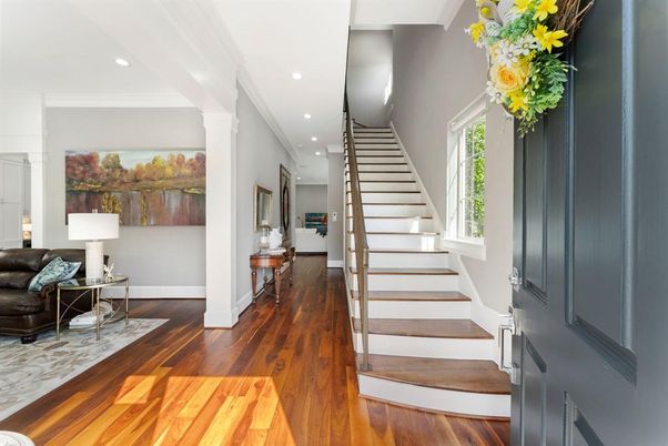 Interior, Recessed Lighting, Wood Texture Flooring