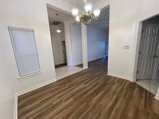 Chandelier, Empty room, Interior, Pendant Lights, Wood Texture Flooring