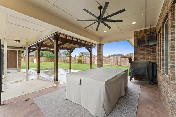 Exterior, Hot Tub