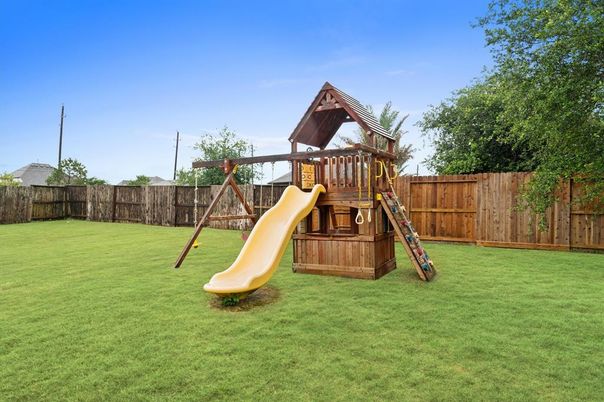 Backyard, Exterior, Playground