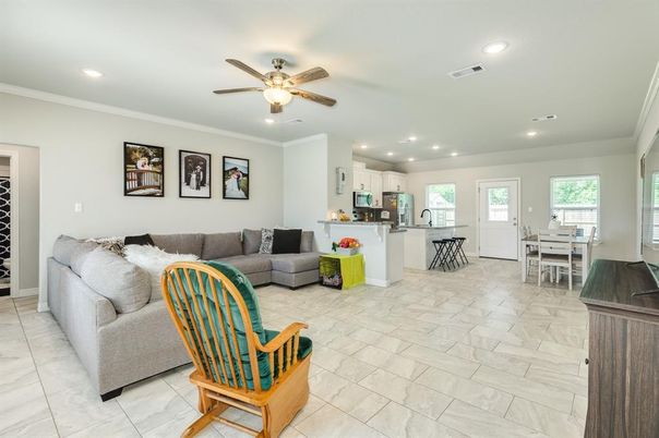 Dining room, Interior, Kitchen, Living room, Recessed Lighting