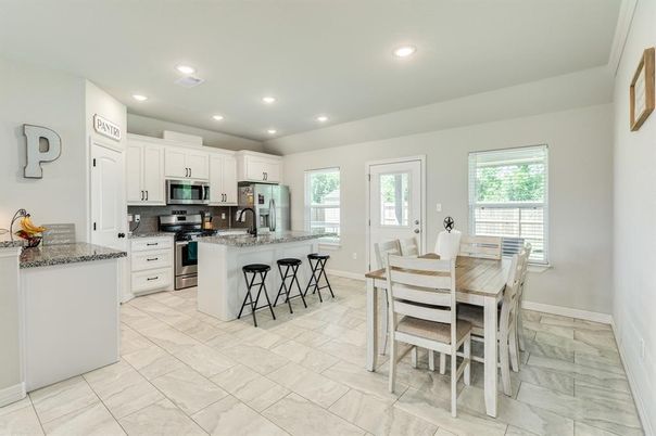 Dining room, Interior, Kitchen, Recessed Lighting, Stainless Steel Appliances