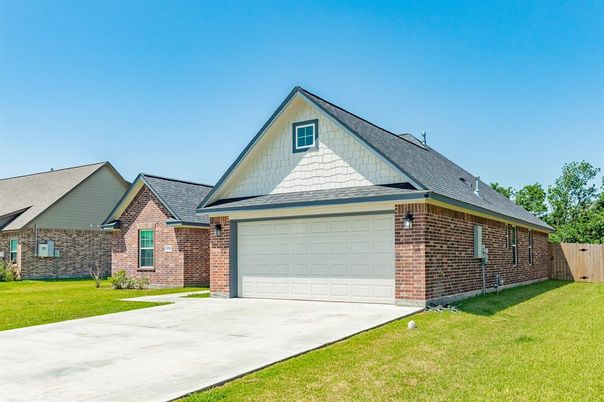 Attached, Exterior, Facade, Brick Facade, Brick Traditional