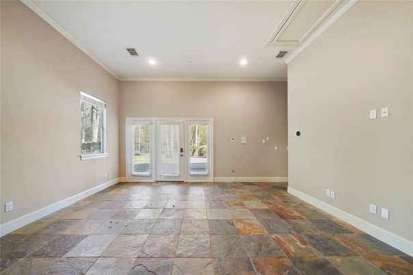 Empty room, Interior, Recessed Lighting