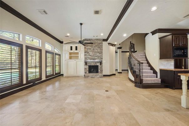 Fireplace, Interior, Recessed Lighting