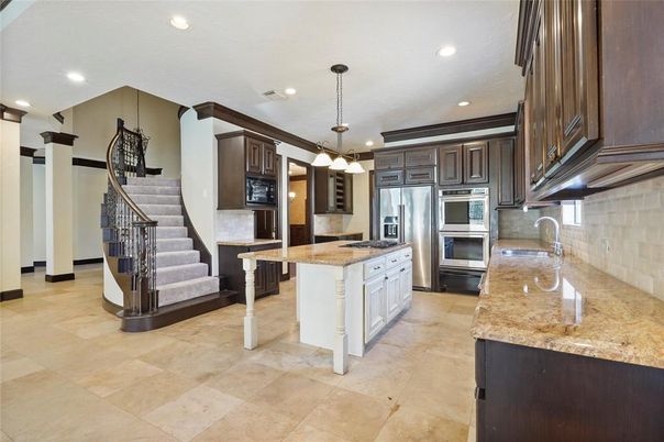 Interior, Kitchen, Pendant Lights, Recessed Lighting, Stainless Steel Appliances