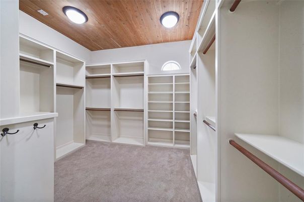 Interior, Walk-in Closets, Wooden Ceilings