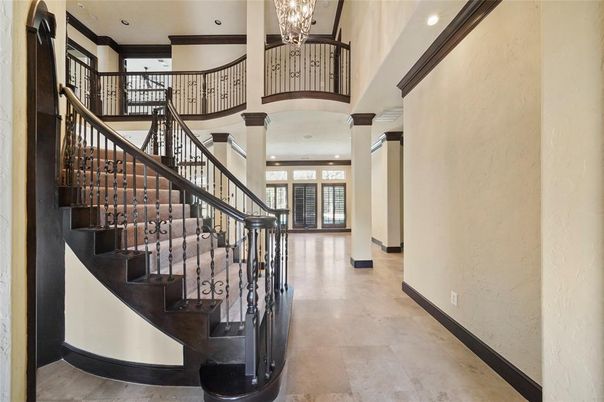 Chandelier, Interior, Recessed Lighting