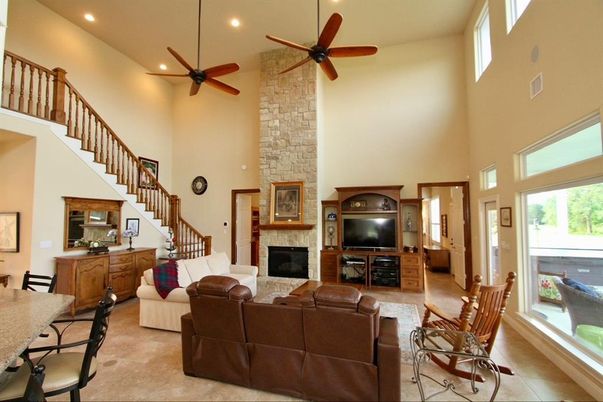 Dining room, Interior, Kitchen, Pendant Lights, Recessed Lighting, Stainless Steel Appliances