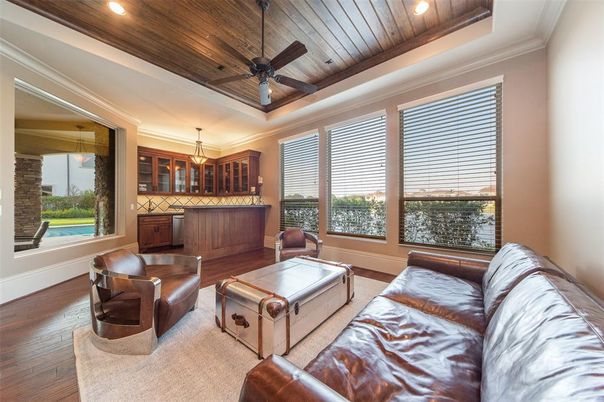 Interior, Living room, Pendant Lights, Recessed Lighting, Wooden Ceilings, Wood Texture Flooring