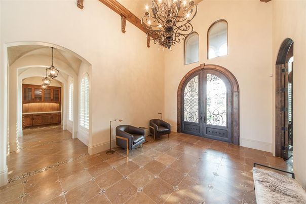 Chandelier, Interior, Pendant Lights, Wooden Beams