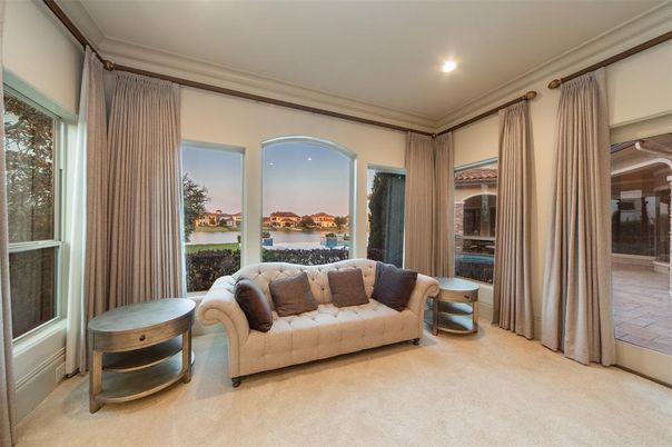 Interior, Living room, Recessed Lighting, Water