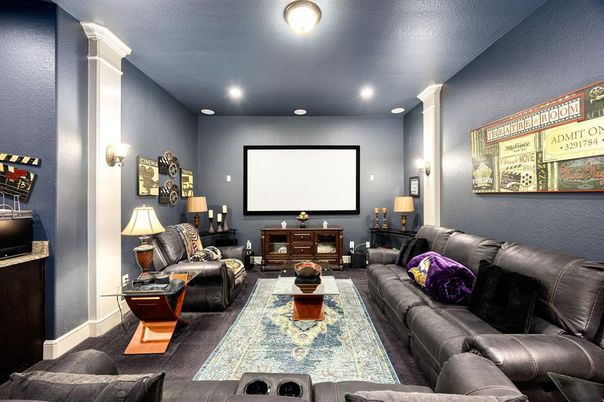 Interior, Living room, Projection Screen, Recessed Lighting, Theatre Room