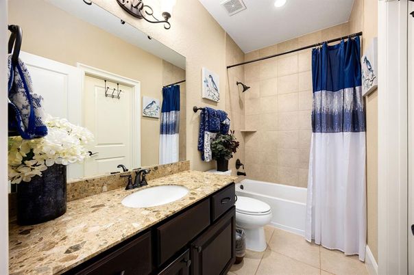 Bathroom, Interior, Recessed Lighting