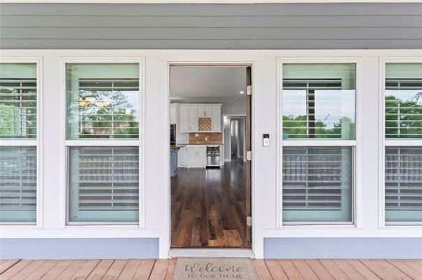 Exterior, Wood Texture Flooring