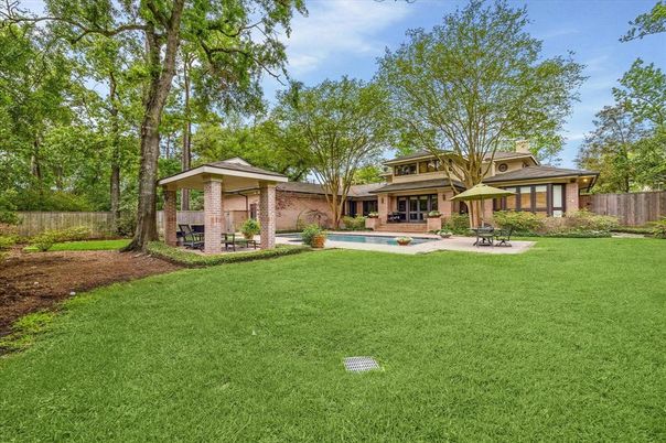 Backyard, Exterior, Pool