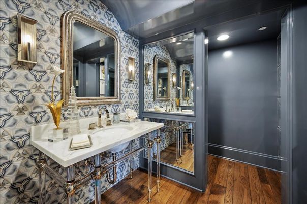Bathroom, Interior, Recessed Lighting, Wood Texture Flooring