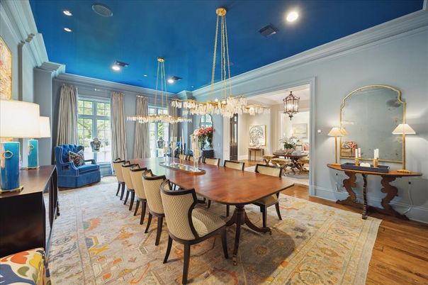 Chandelier, Dining room, Interior, Living room, Pendant Lights, Recessed Lighting, Wood Texture Flooring