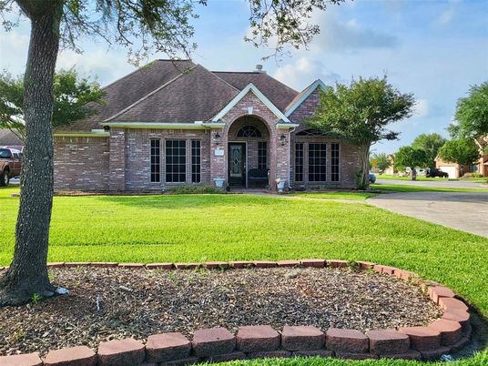 Backyard, Exterior, Facade, Brick Facade, French Provincial