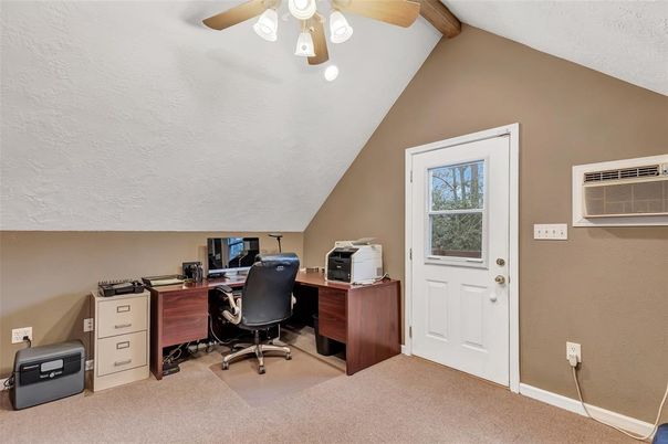 Home Office, Interior, Wooden Beams