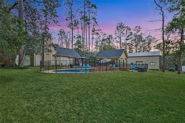 Backyard, Exterior, Pool