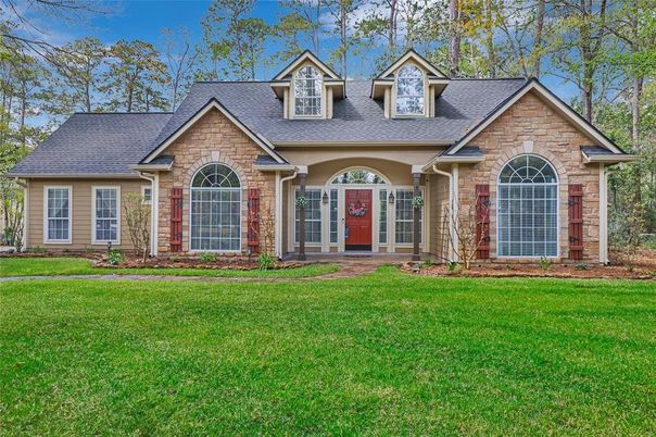 Exterior, Facade, Brick Traditional