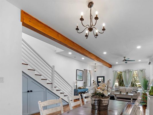 Chandelier, Dining room, Interior, Living room, Recessed Lighting, Wooden Beams