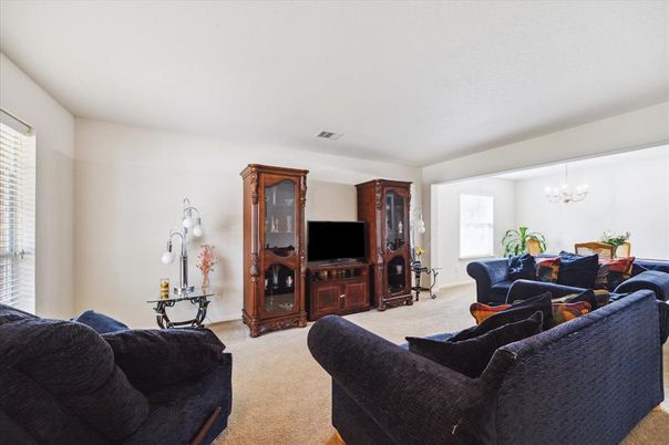 Chandelier, Dining room, Interior, Living room