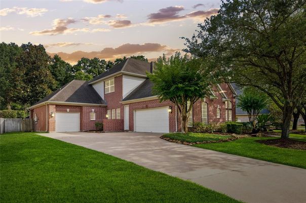 Attached, Backyard, Exterior, Facade, Brick Facade, Brick Traditional
