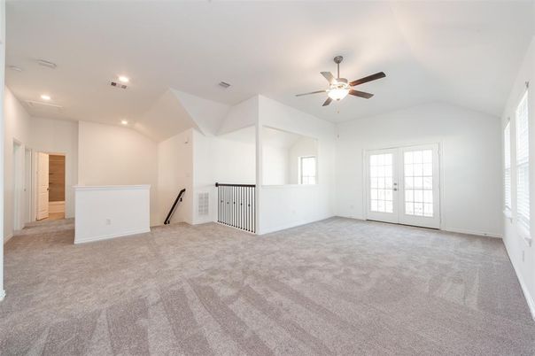 Empty room, Interior, Recessed Lighting