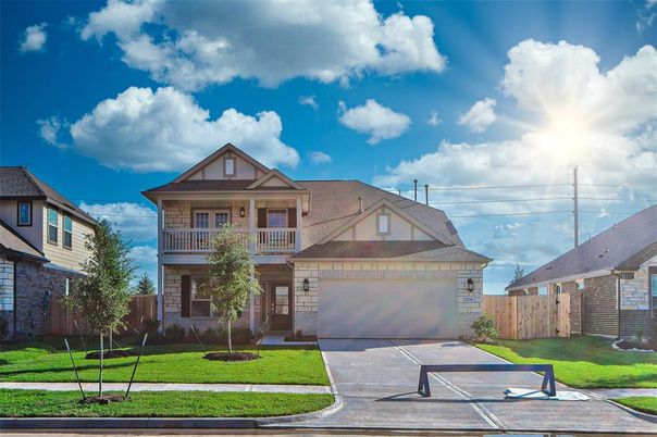 Attached, Exterior, Facade, Brick Traditional