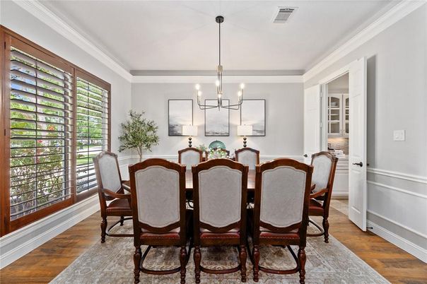 Chandelier, Dining room, Interior, Wood Texture Flooring