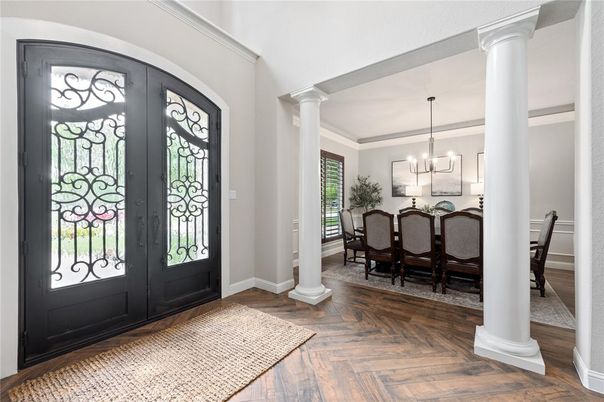 Chandelier, Dining room, Interior, Wood Texture Flooring