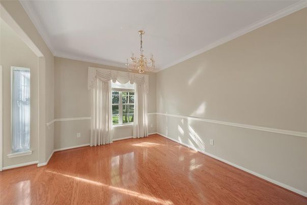 Chandelier, Empty room, Interior, Wood Texture Flooring