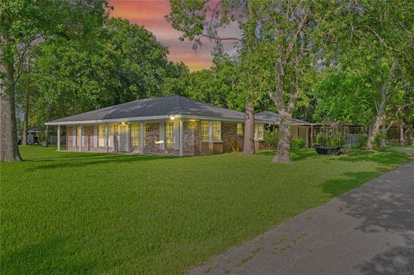Backyard, Exterior, Facade, Brick Facade, None