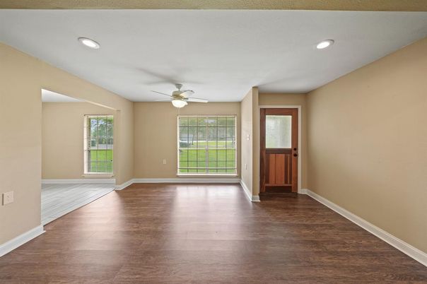 Empty room, Interior, Recessed Lighting, Wood Texture Flooring