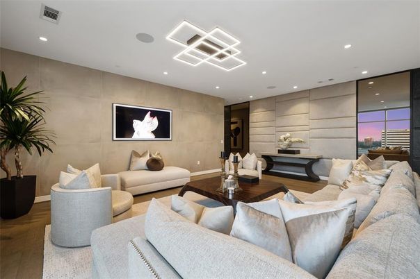 Interior, Living room, Recessed Lighting, Wood Texture Flooring