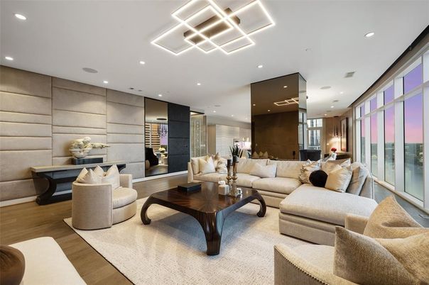 Interior, Living room, Recessed Lighting, Wood Texture Flooring