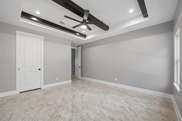 Empty room, Interior, Marble, Recessed Lighting