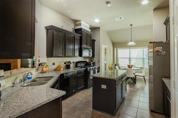 Dining room, Interior, Kitchen, Pendant Lights, Recessed Lighting