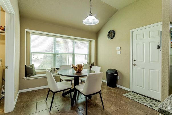 Dining room, Interior, Pendant Lights
